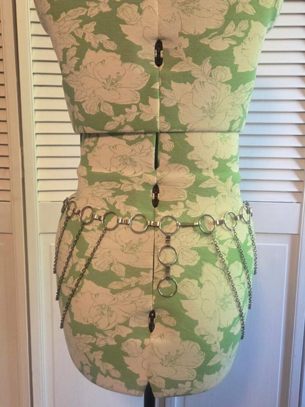 Metal Chain Belt - Picture 5 of 6